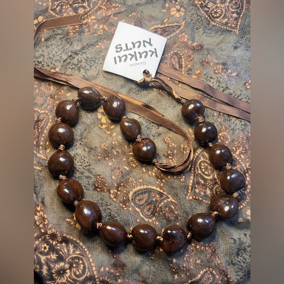 Kukui nut Beads 🌰 - Picture 2 of 6